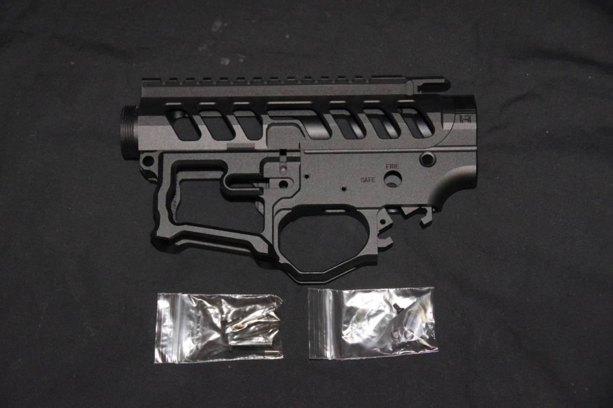 IRON AIRSOFT/EMG SYSTEMA PTW用 F1 FIREARMS UDR-15 3G Style2