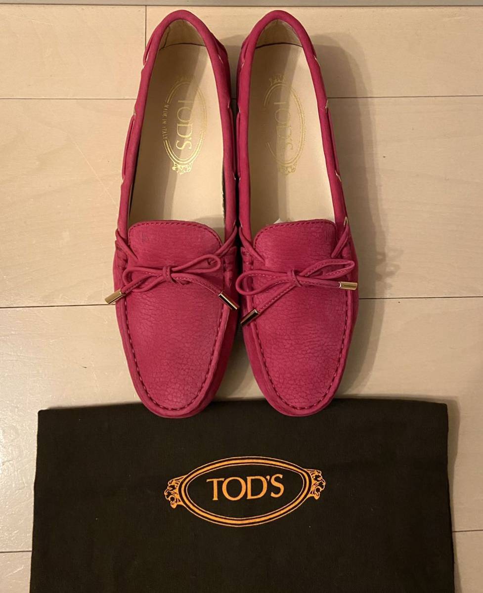 春のコレクション TOD'S ローファー ドライビングシューズ