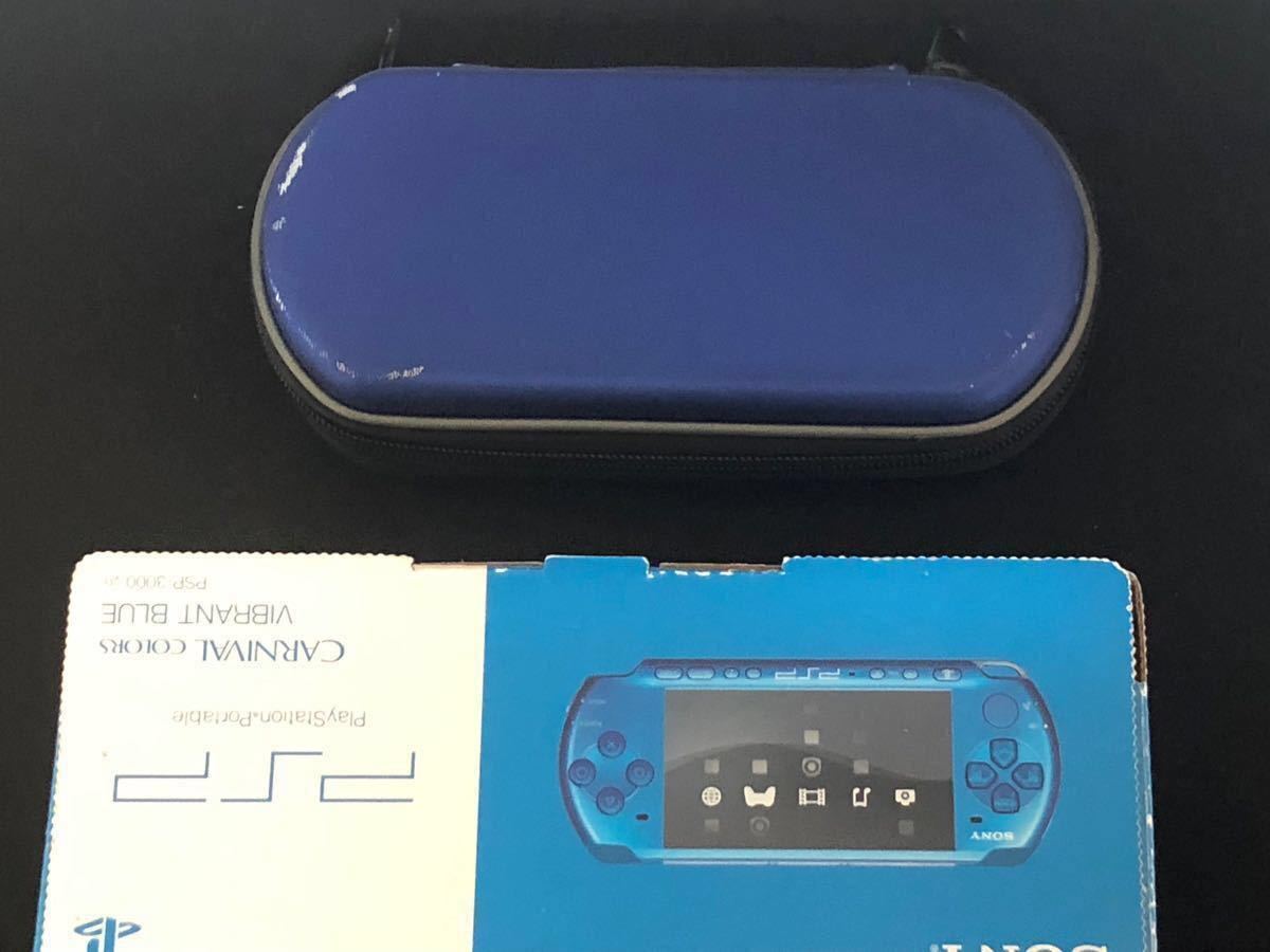 psp本体+ソフト四点セット+pspケース|PayPayフリマ PSPケース 青