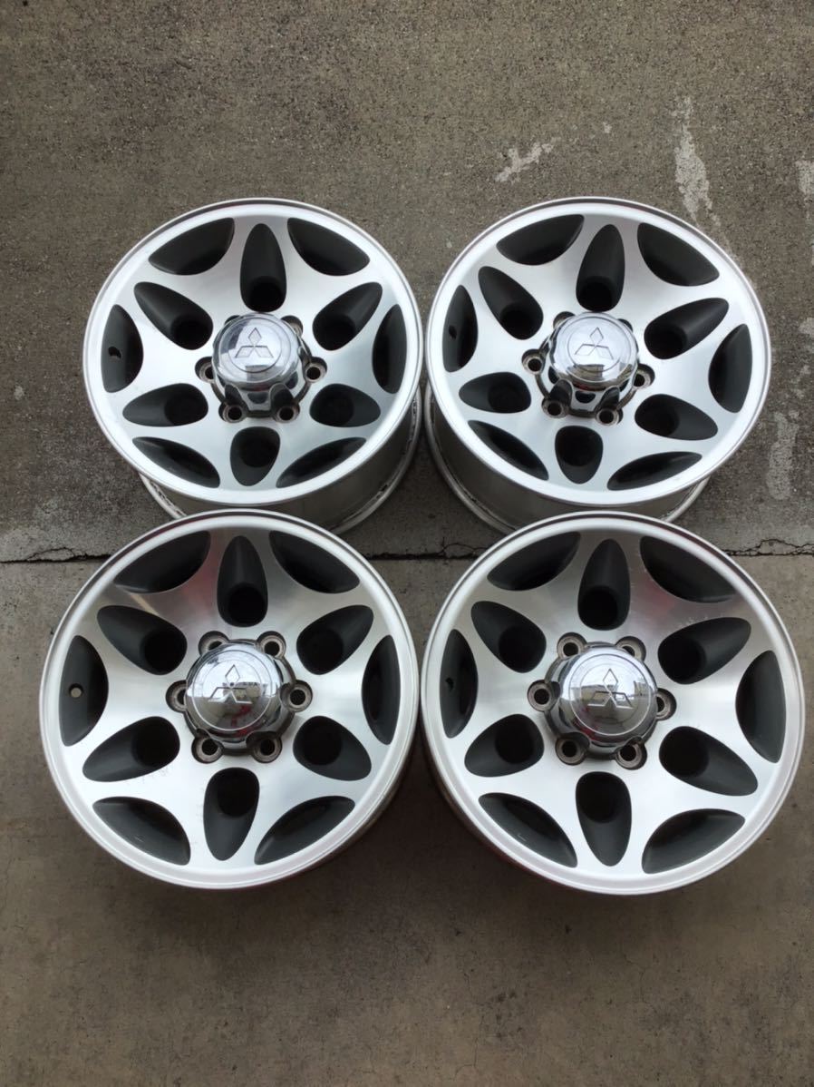 三菱 パジェロ純正アルミホイール 16×7J+10 139.7- 6H品4本
