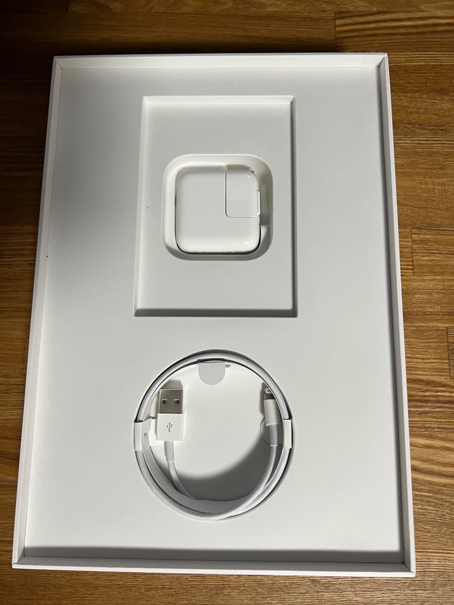 美品 iPad Air 第3世代 Wi-Fiモデル 256GB スペースグレイ おまけ付き
