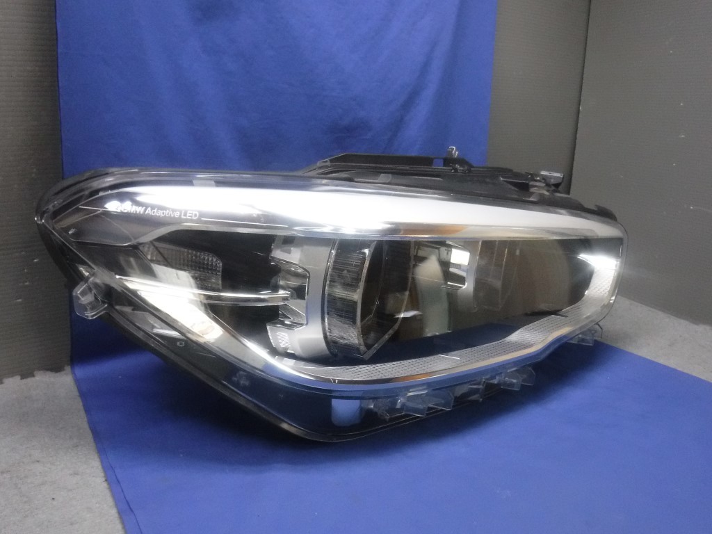 BMW 1シリーズ F20 後期 右ヘッドライト Adaptive LED アダプティブ