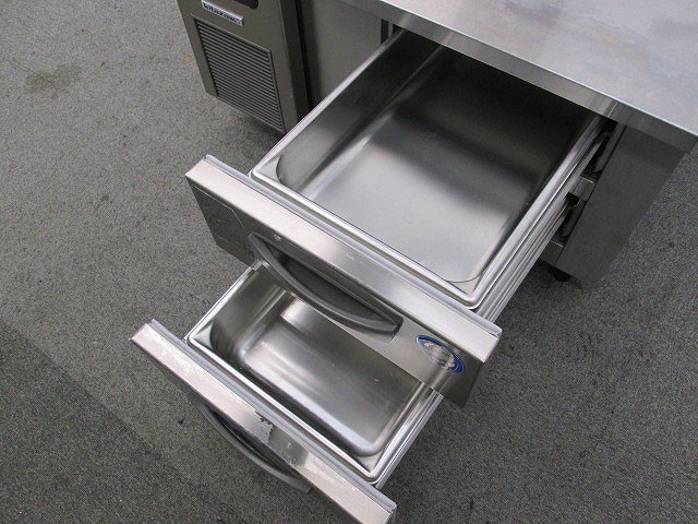 北沢産業 冷凍低ドロワーコールドテーブル KTBW-32FM3 中古 1 北沢産業 冷凍低ドロワーコールドテーブル KTBW-32FM3 中古 1