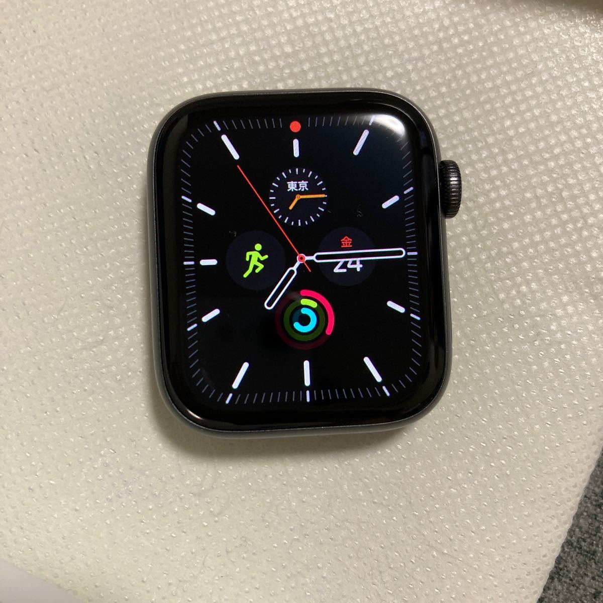 Apple Watch SE スペースグレイ 44mm GPSモデル｜PayPayフリマ