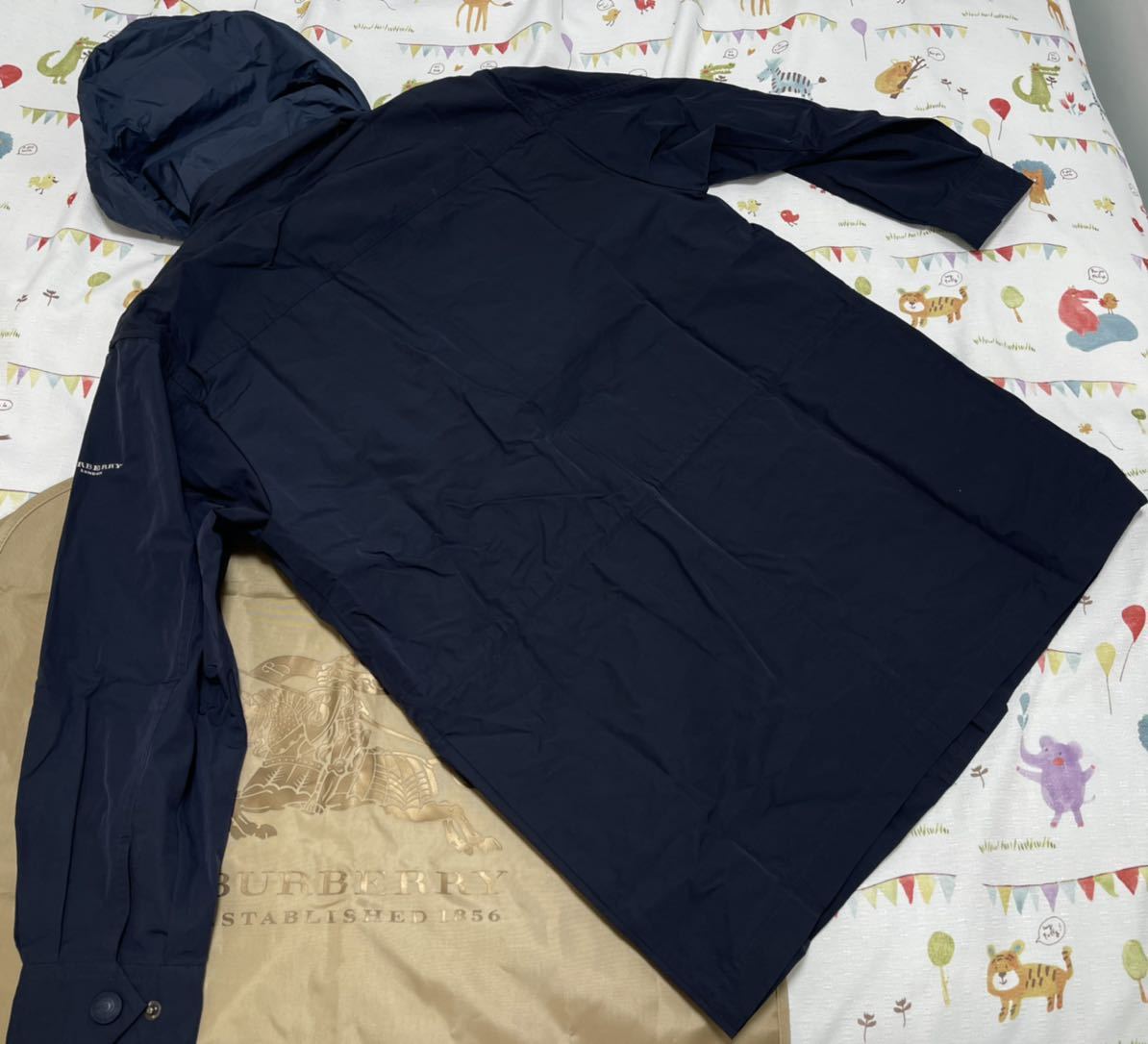 美品15万☆ナイロン系メンズM S 160-165 ゆったりBURBERRY バーバリー