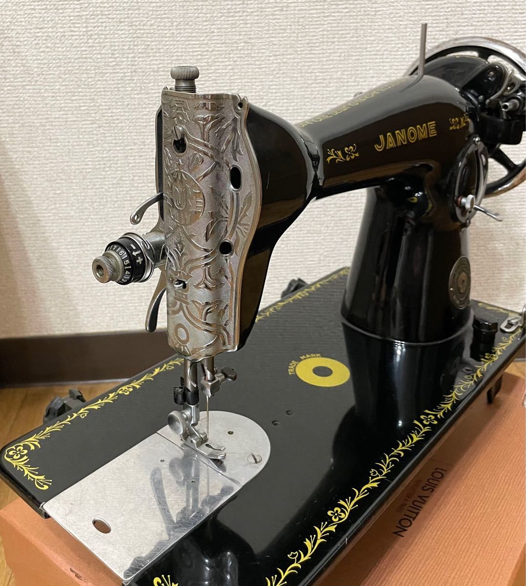 ジャノメ アンティークミシン or 手回し改造用にいかがでしょ ジャノメ アンティークミシン or 手回し改造用にいかがでしょ