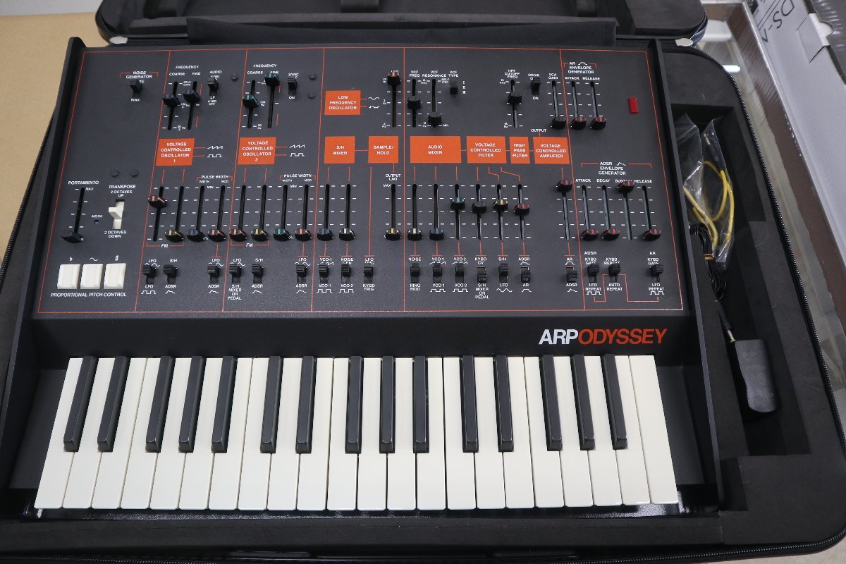品 ARP ODYSSEY Rev3 アナログシンセサイザー KORG www.distribella.com