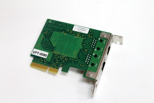 FUJITSU DP Gigabit Ethernet KID-D2735 (Low Pro) 在庫6_掲載写真は流用しております。