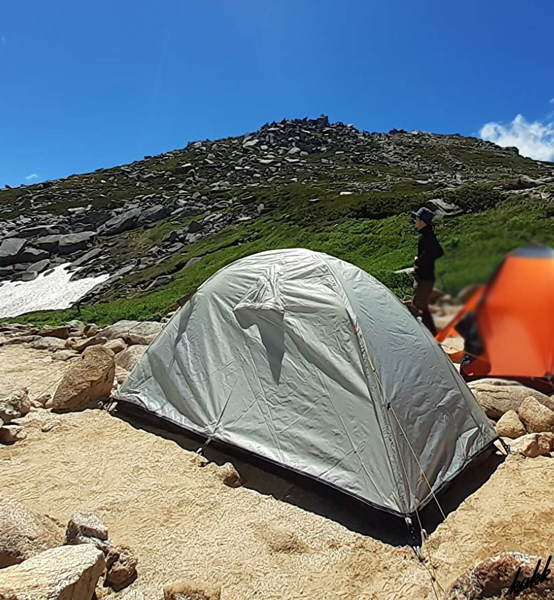 【キャンプデビューにおすすめ】 テント 1人用 自立式 耐水圧3000mm 通気性 結露防止 簡単設営 アウトドア ソロ ツーリング キャンプ