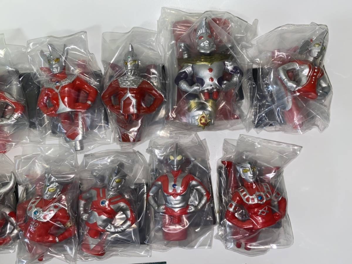 ◎バンダイ HGシリーズ ウルトラマン30 ～我ら、ウルトラ戦士編～ 全11種セット 新品・未開封 初版４凹 2002年当時物 アニバーサリー30th