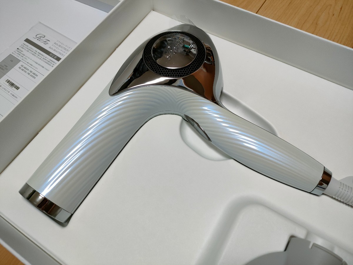 新品未使用】ドライヤー ReFa BEAUTECH DRYER RE-AB02A ホワイト