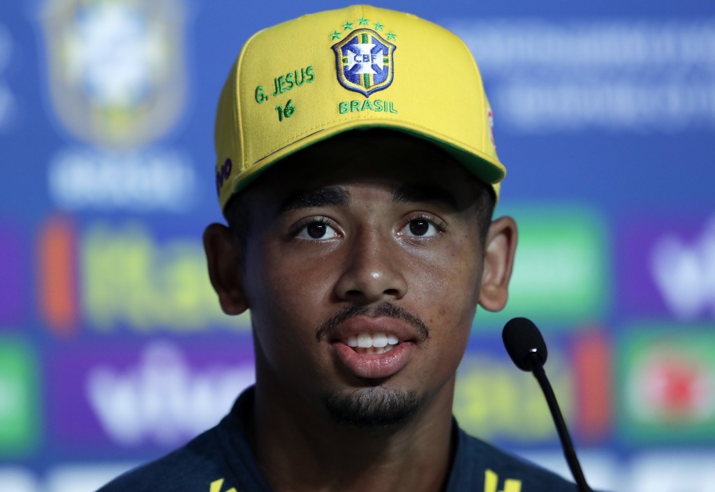 18 ブラジル代表キャップ Brazil Cap スポンサー刺繍 正規nike ネイマル Cna Gob Bo