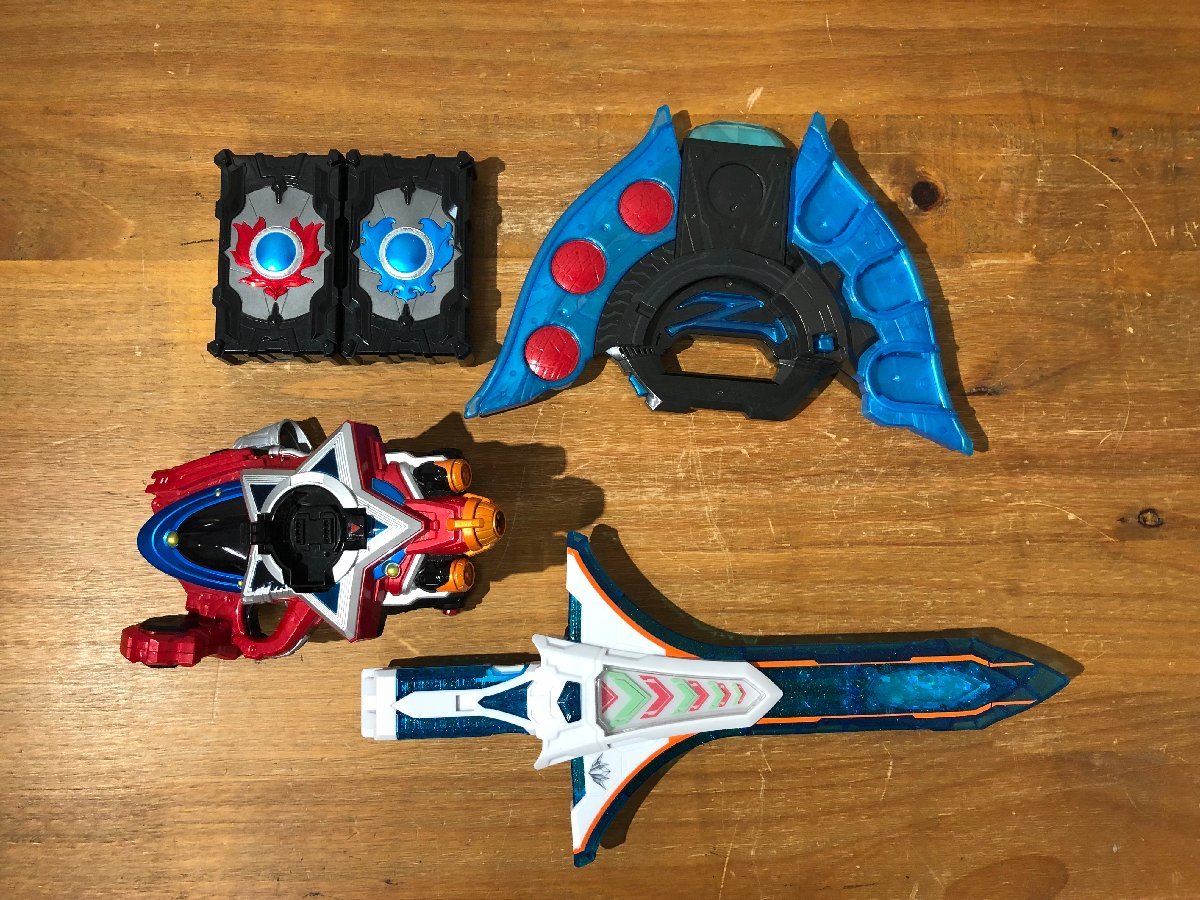 1円~ ウルトラマン 戦隊シリーズ DX 変身アイテム 武器 等 1円~ ウルトラマン 戦隊シリーズ DX 変身アイテム 武器 等