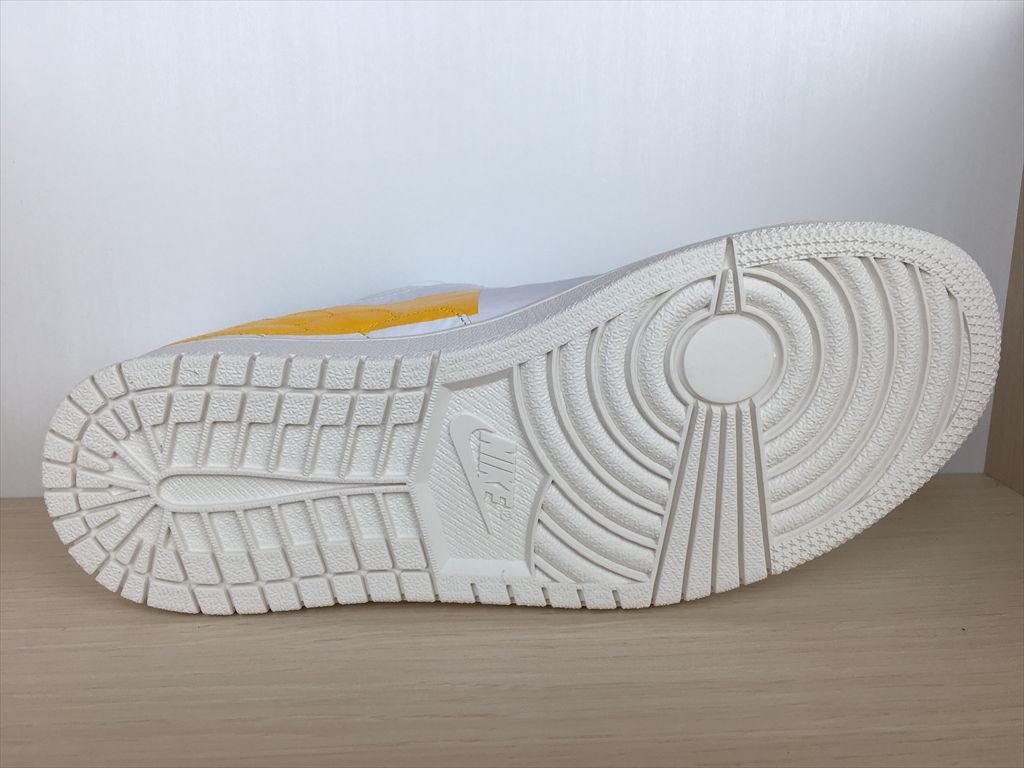 NIKE（ナイキ） AIR JORDAN 1 CENTRE COURT（エアジョーダン1センターコート） DJ2756-102 スニーカー 靴 メンズ 27,5cm 新品 (873)_画像3