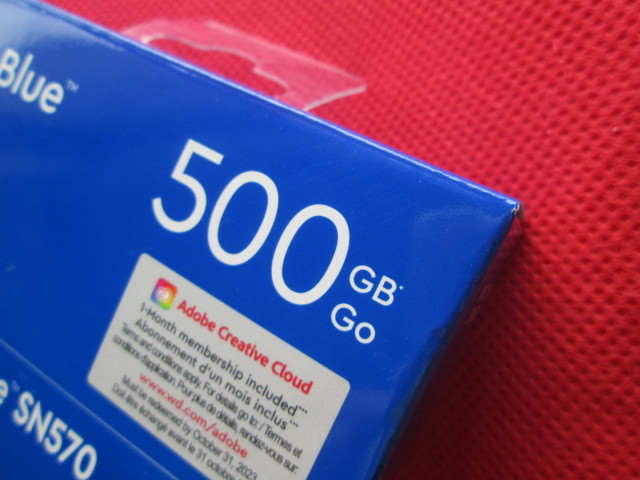 新品・未開封品(未使用)】Western Digital M.2 NVMe SSD 500GB [WDS500G3B0C] WD BLUE SN570