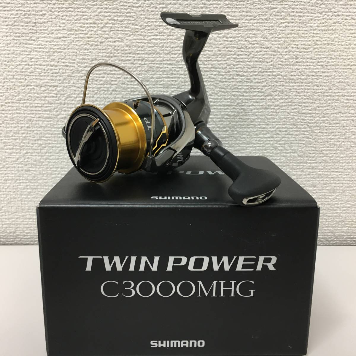 72：SHIMANO 20 TWIN POWER C3000MHG シマノ ツインパワー 品(シマノ)｜売買されたオークション情報、yahoo