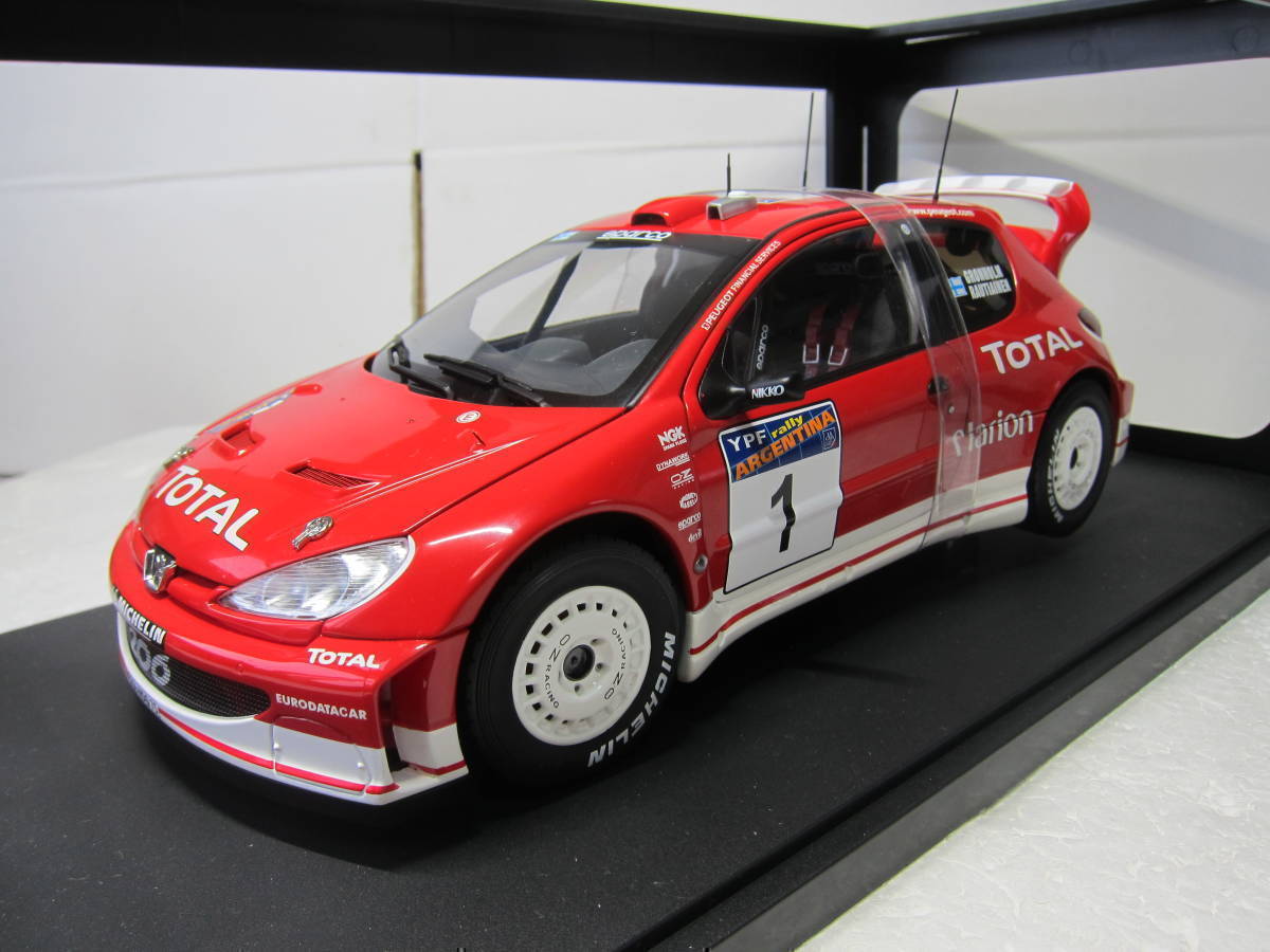 1/18 オートアート プジョー 206 WRC 2003 M.GRONHOLM/T.RAUTIAINEN アルゼンチンラリー 優勝車