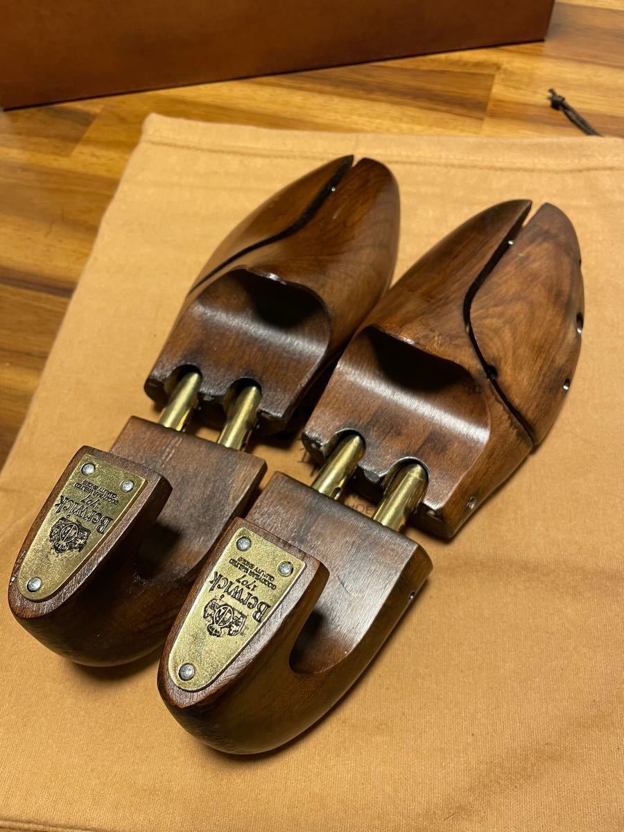 Berwick バーウィック Uチップ 4558 UK6.5 26cm ブラック Berwick バーウィック Uチップ 4558 UK6.5 26cm ブラック