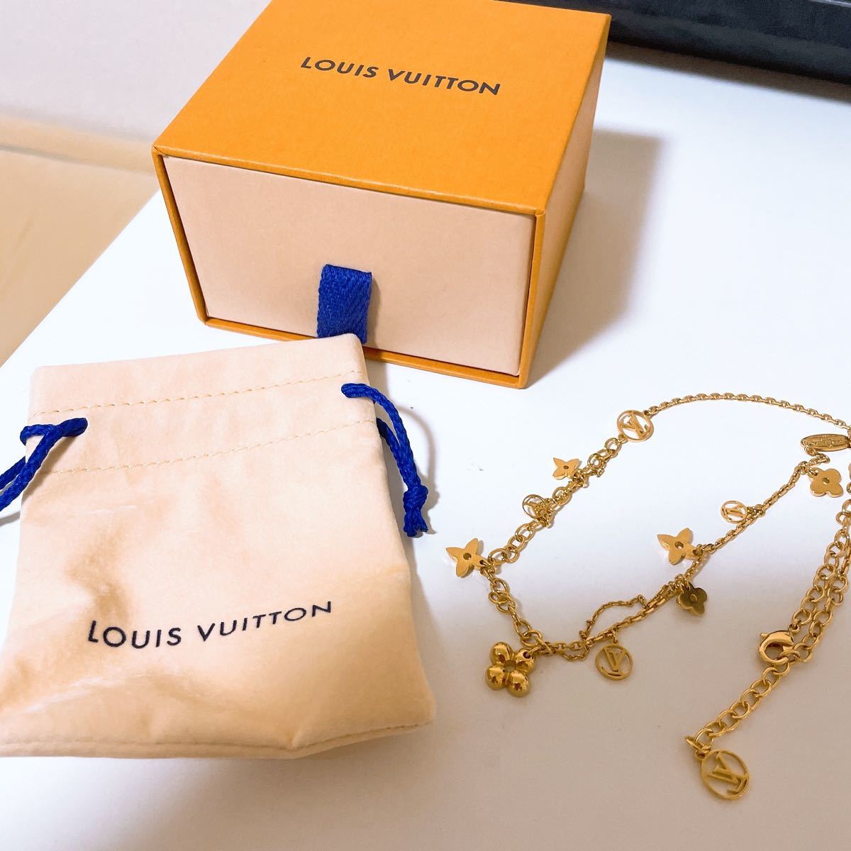 LOUIS VUITTON ルイヴィトンネックレス