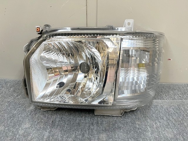 ハイエース TRH200系/KDH200系/GDH200系 後期/4型/5型/6型 ハロゲン