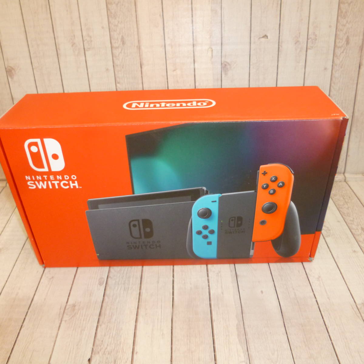 ◎1円～【中古・動作品 完品】Nintendo Switch★通常モデル★Joy-conネオンブルー・ネオンレッド ニンテンドースイッチ 本体 任天堂①_画像1