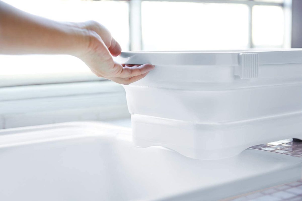 格安人気 イセトウ 折りたたみ洗い桶 キッチンソフトタブ 6.6L ホワイト I-590