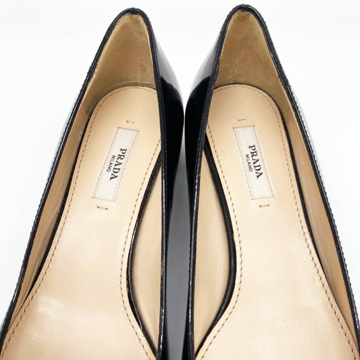 サマーセール35%オフ 【美品】PRADA プラダ パンプス 35 エナメル
