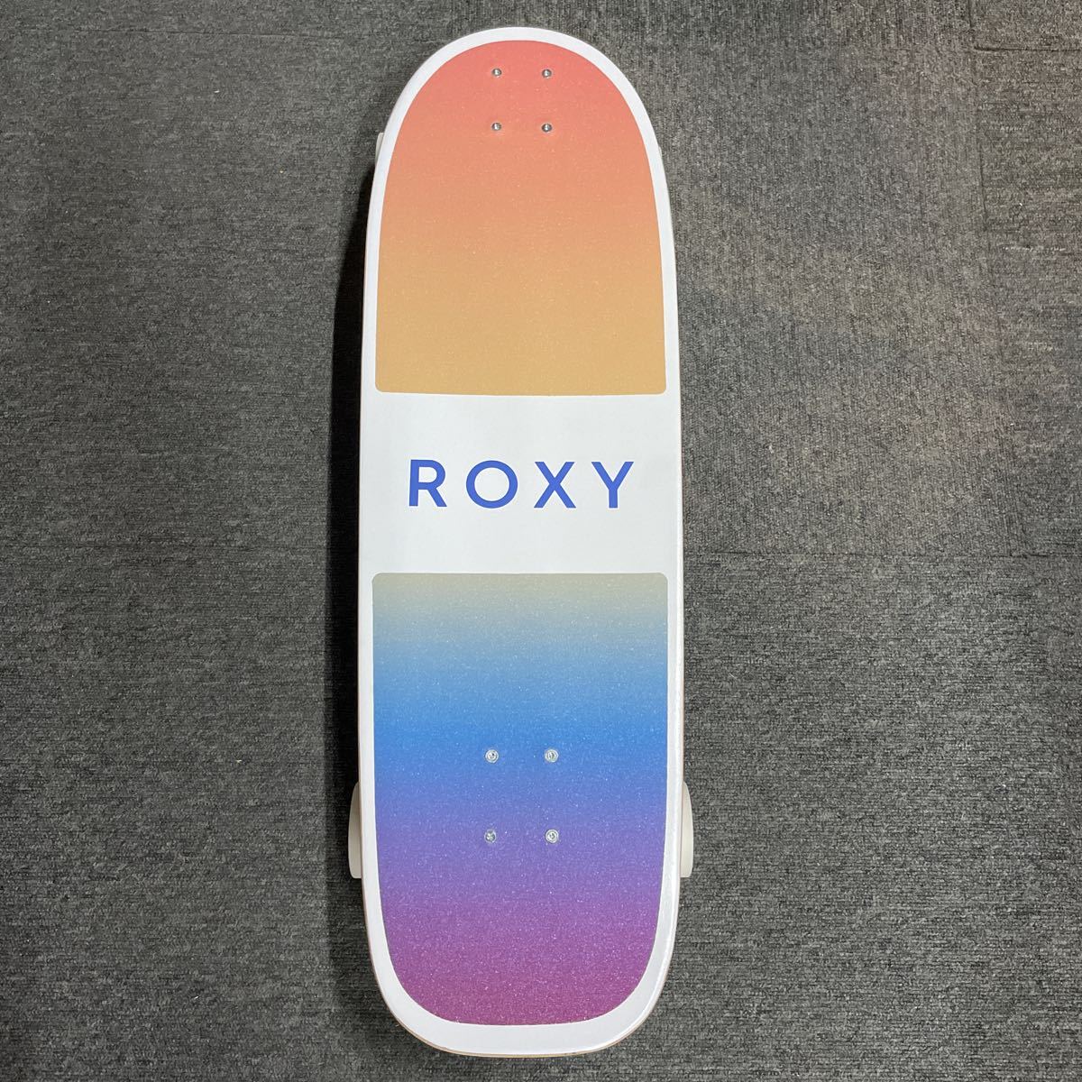 ROXY SKATEBOARD TRPPIN [9] 31.2インチ サーフスケート ロキシー スケートボード スケボー　サーフィンレディース　コンプリート_画像1