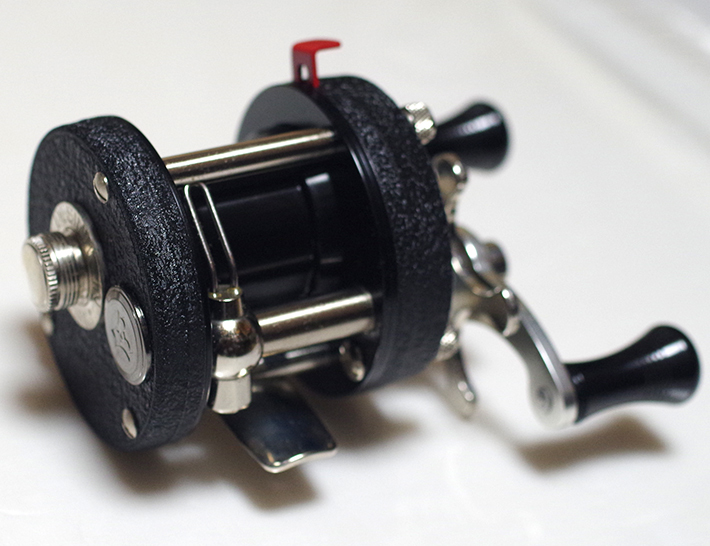 新しい 五十鈴 リール BC421SSS-T2 vintage Black sushitai.com.mx