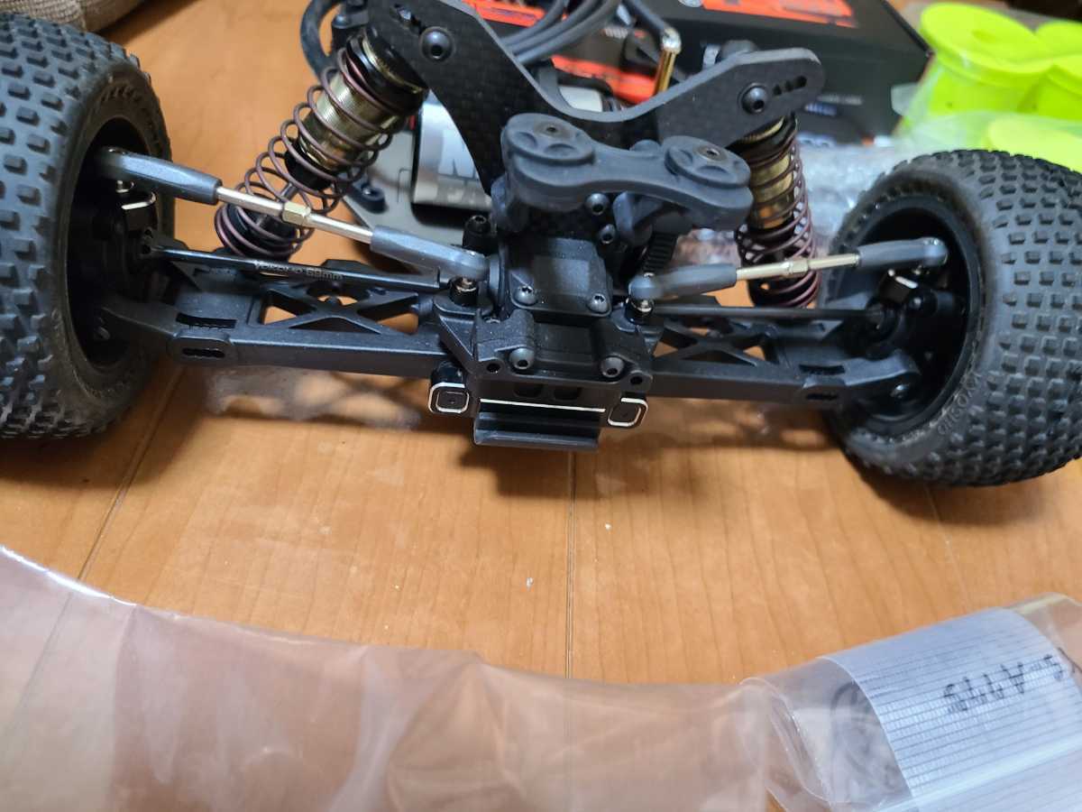 ヨコモ yz-2 dtm3 1 受信機 アンプ モーター等メカ付 美品 使用 ヨコモ yz-2 dtm3 1 受信機 アンプ モーター等メカ付 美品 使用