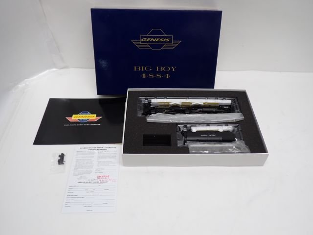 GENESIS ジェネシス 外国車輌 BIG BOY G97206 4884 UNION PACIFIC 4018 鉄道模型 HOゲージ ディーゼル機関車 元箱付 ♪ 669D0-9