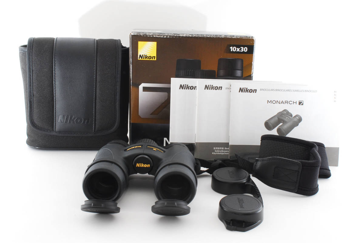 美品 Nikon ニコン MONARCH モナーク M711 双眼鏡 10×30 6.7°付属品