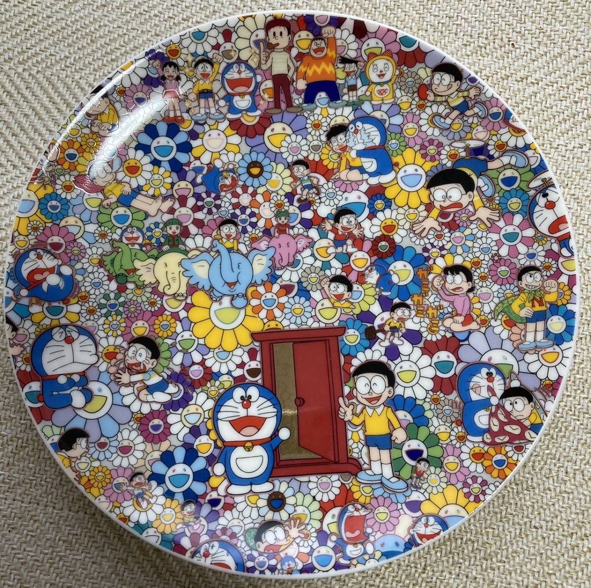  очень редкий Мураками . украшение тарелка большая тарелка цветок . Doraemon. plate 