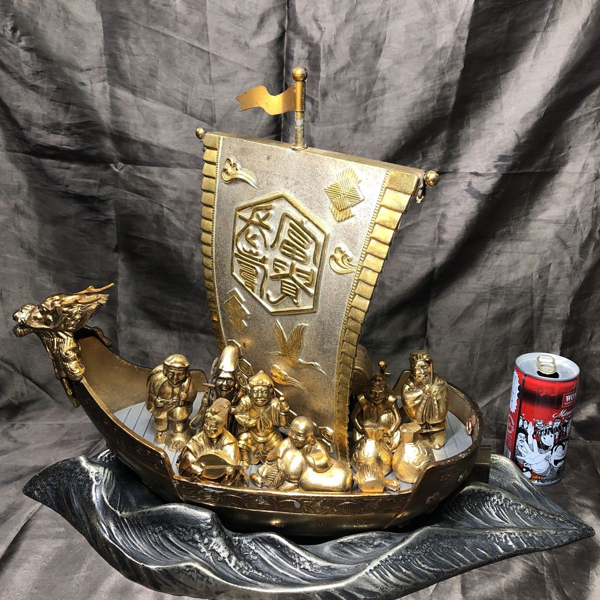 真鍮製 七福神 宝船 置物 骨董品 詳細不明 メッキ加工品 重量約5キロ