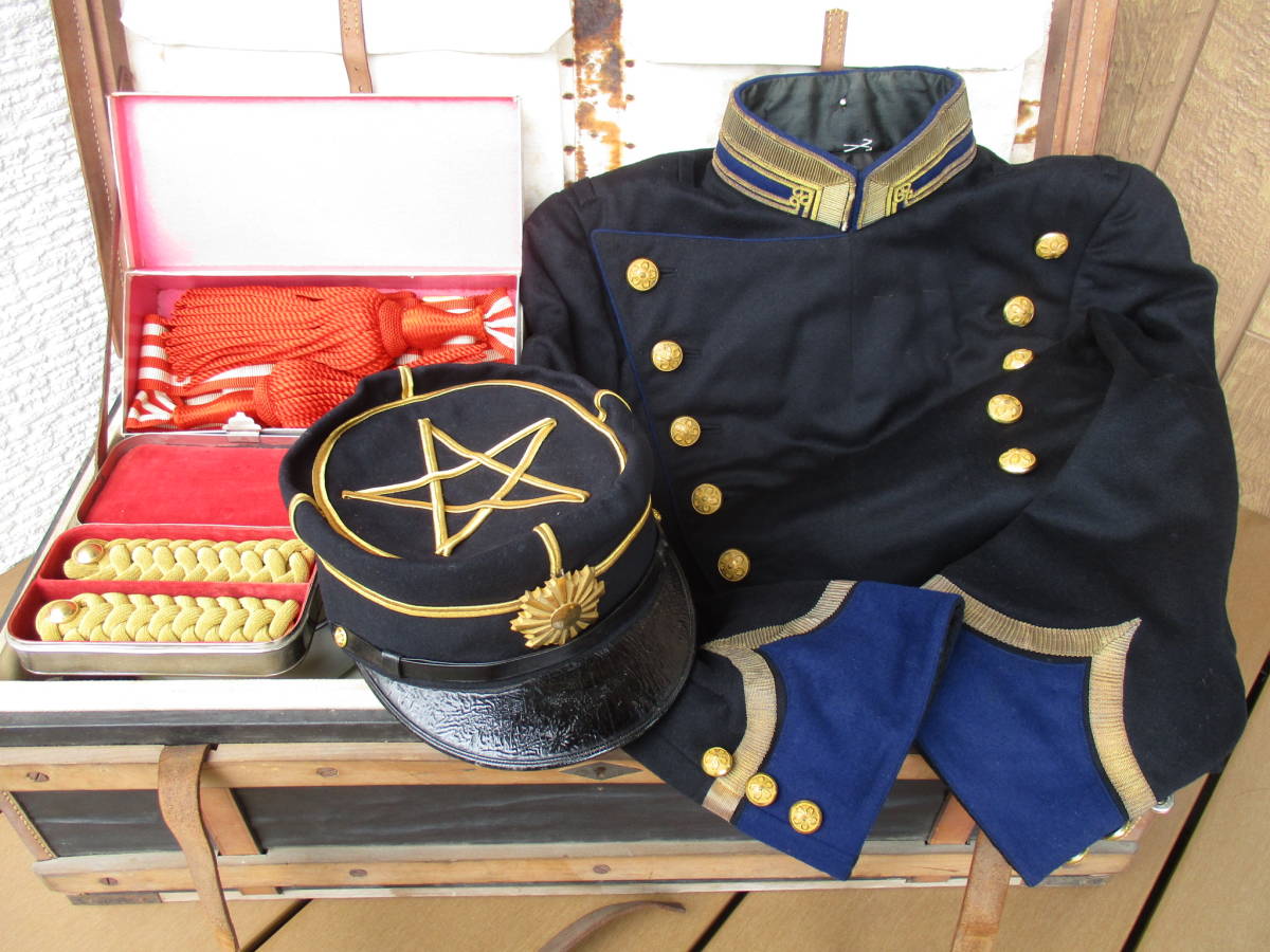 Yahoo!オークション - 大日本帝国陸軍 准尉大礼服・帽子・肩章 Yahoo!オークション - 大日本帝国陸軍 准尉大礼服・帽子・肩章