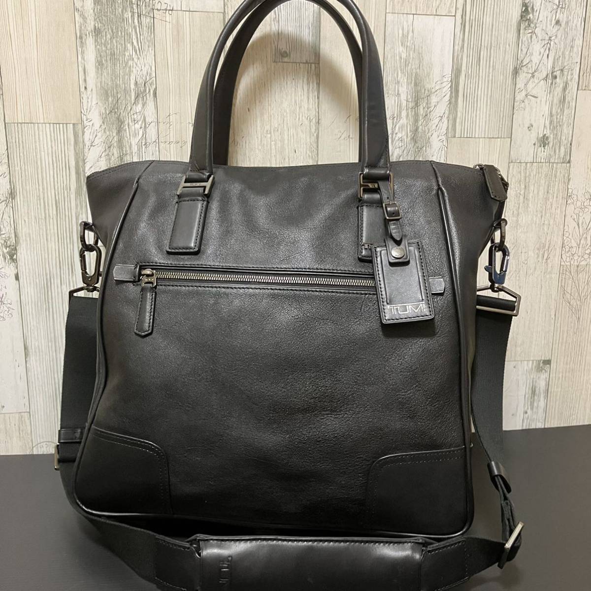 Yahoo!オークション - 【新品同様】希少 レア トゥミ TUMI Yahoo!オークション - 【新品同様】希少 レア トゥミ TUMI