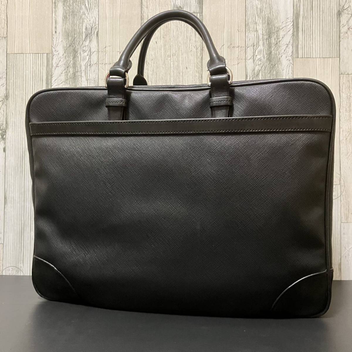 【極美品】希少◆ TUMI◆トゥミ◆Villa Veneto◆ブリーフケース◆サフィアーノレザー◆2wayショルダー◆ビジネスバッグ◆ブラック◆書類鞄_画像2