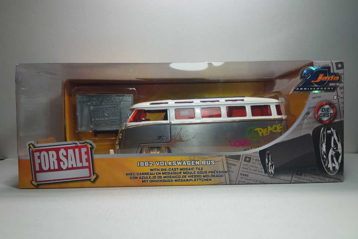 ★☆廃番 希少 Jada 1962 VOLKSWAGEN BUS フォルクスワーゲン ワーゲンバス JadaToys FOR SALE 1/24 20th Anniversary★☆_画像1