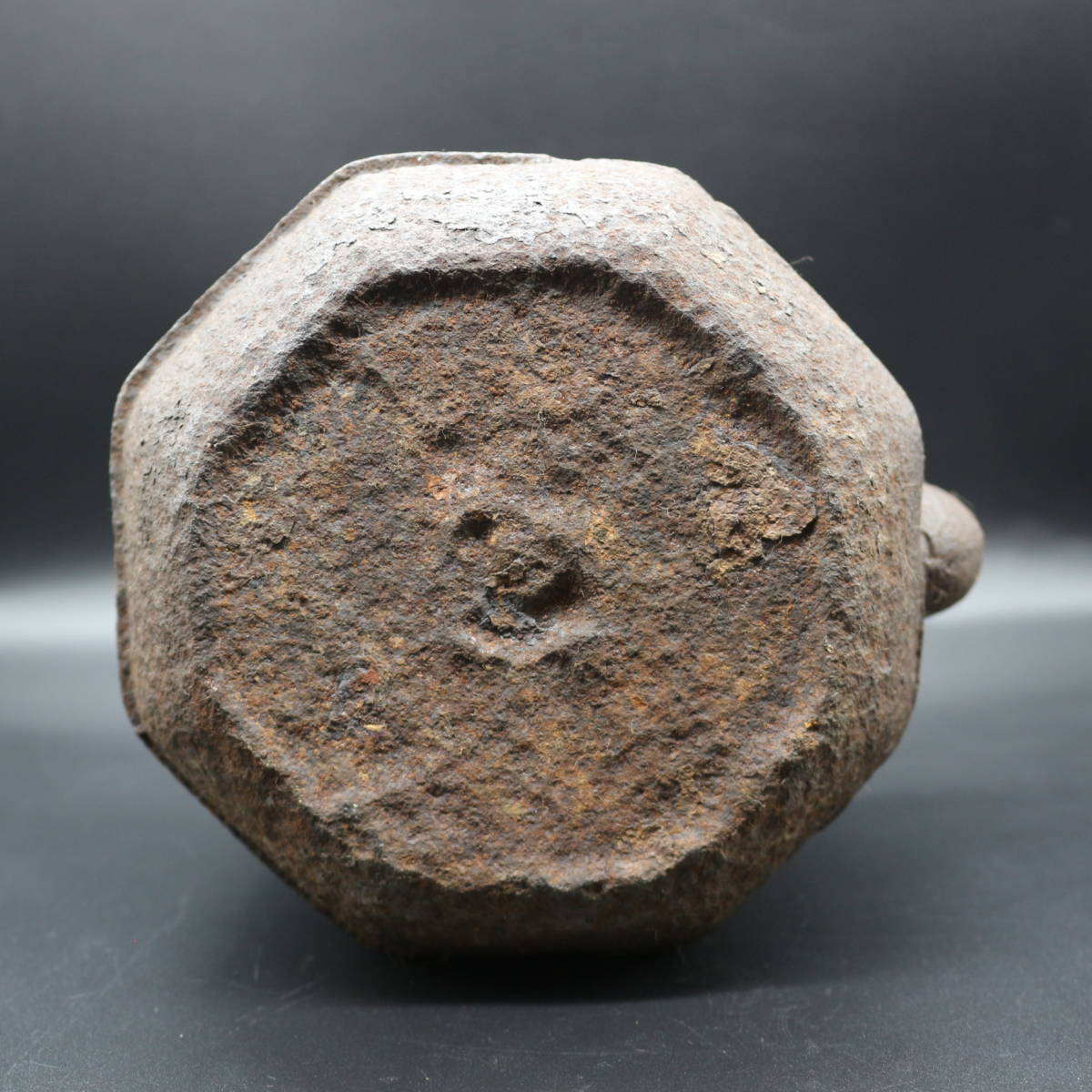 龍文堂造 / 八角 / 鉄瓶 / 花鳥図 / 銅蓋 / 古い / 茶道具 龍文堂造 / 八角 / 鉄瓶 / 花鳥図 / 銅蓋 / 古い / 茶道具