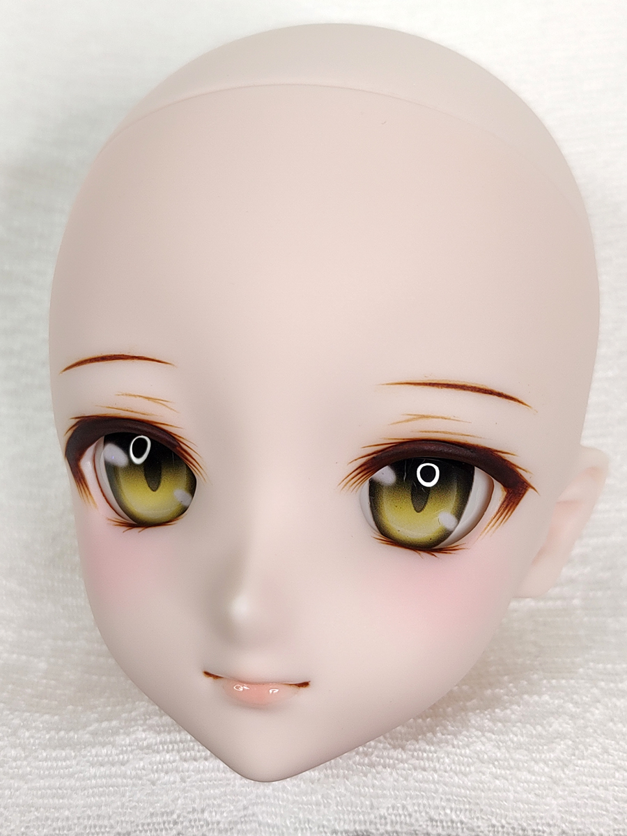 DDH-09 セミホワイト肌 カスタムヘッド レジンアイ ドルフィードリーム
