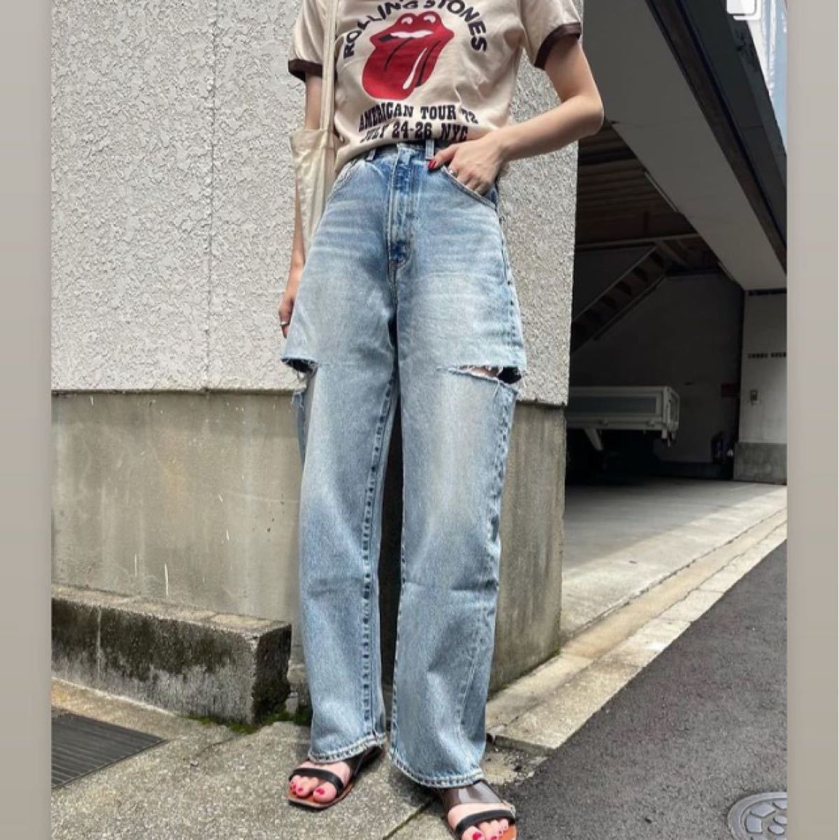 26 MOUSSY THIGH SLIT LOOSE STRAIGHT サイドカットデニム　ルーズストレートデニム　マルジェラ似