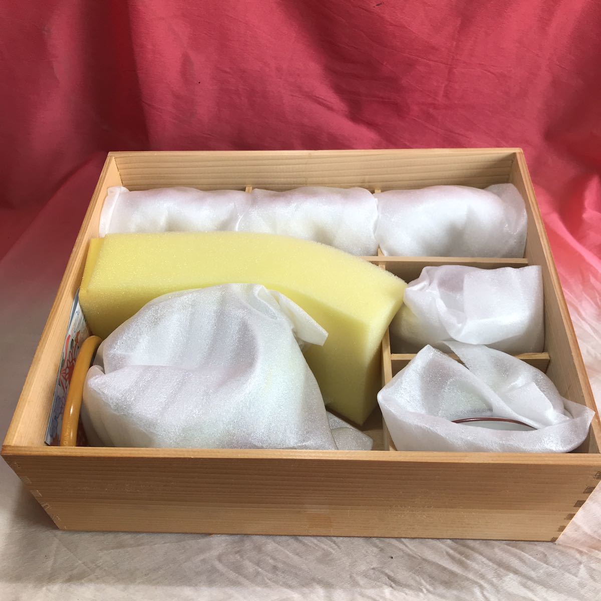 有田焼 嵯峨野　蓋付き茶器揃　箱付き 長期保管品　未使用品_画像9