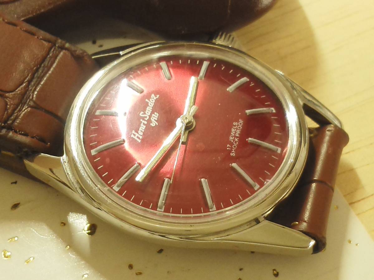 196～70年代 　HENRI　SANDOZ　RED文字盤仕様　美品　円形デザイン　日差も優秀　手巻き　スイス手巻腕時計 稼動品 _画像8