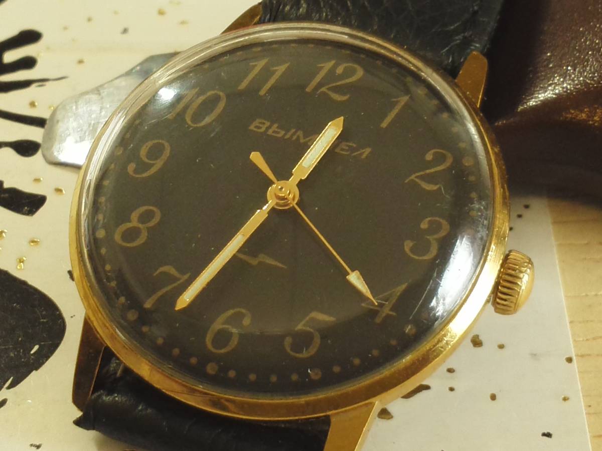 1960年代 　BbiMnEA　ブラック文字盤仕様　円形デザイン　レアなお国　手巻き　ベラルーシ手巻腕時計 稼動品 _画像1