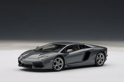 AUTO art 54646 1/43 ランボルギーニ アヴェンタドール LP700-4 AUTO art 54646 1/43 ランボルギーニ アヴェンタドール LP700-4
