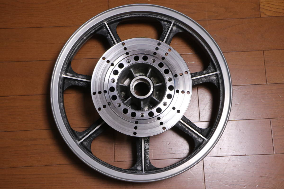 Z400FX E4 純正 リア ホイール 18×2 15 チューブレス 中古 Z400FX E4 純正 リア ホイール 18×2 15 チューブレス 中古