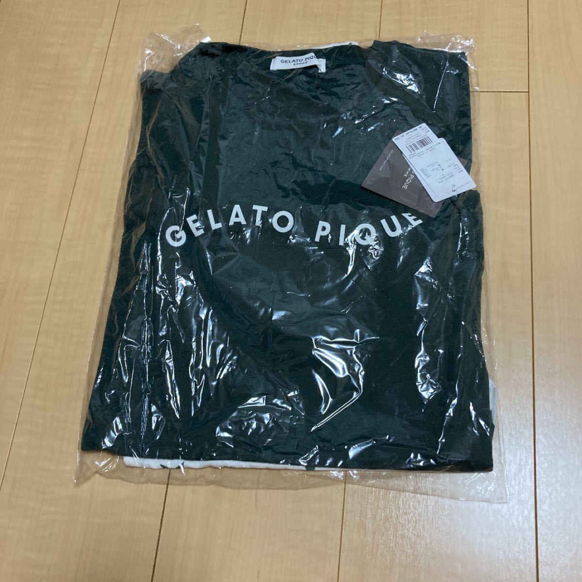 新品タグ付☆ ジェラートピケ ワンポイントBIGロゴプルオーバー