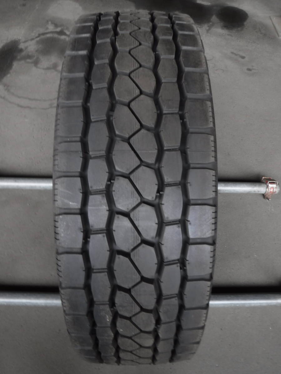 T1589 スペア外し 1本のみ 未走行 イボ付 245/70R19.5 136/134J ブリヂストン BS ECOPIA M801 MIX ミックス 245/70-19.5 245/70/19.5の画像1