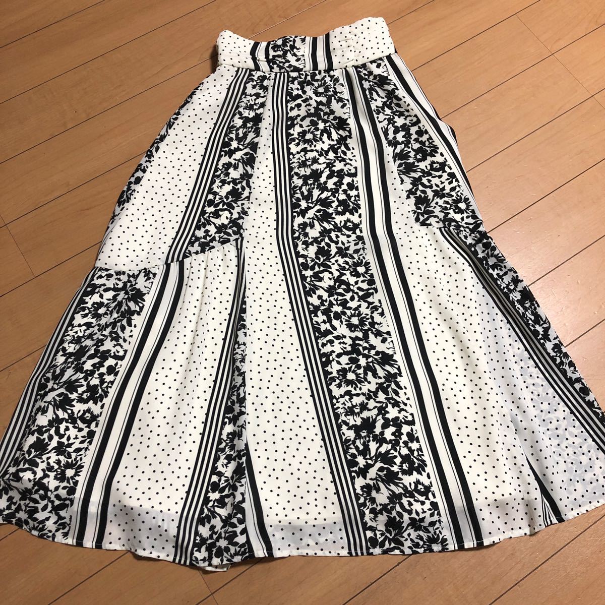 *美品* アプワイザーリッシェ プリントフレアロングスカート アプワイザーリッシェ プリントフレアロングスカート 0｜Yahoo!フリマ