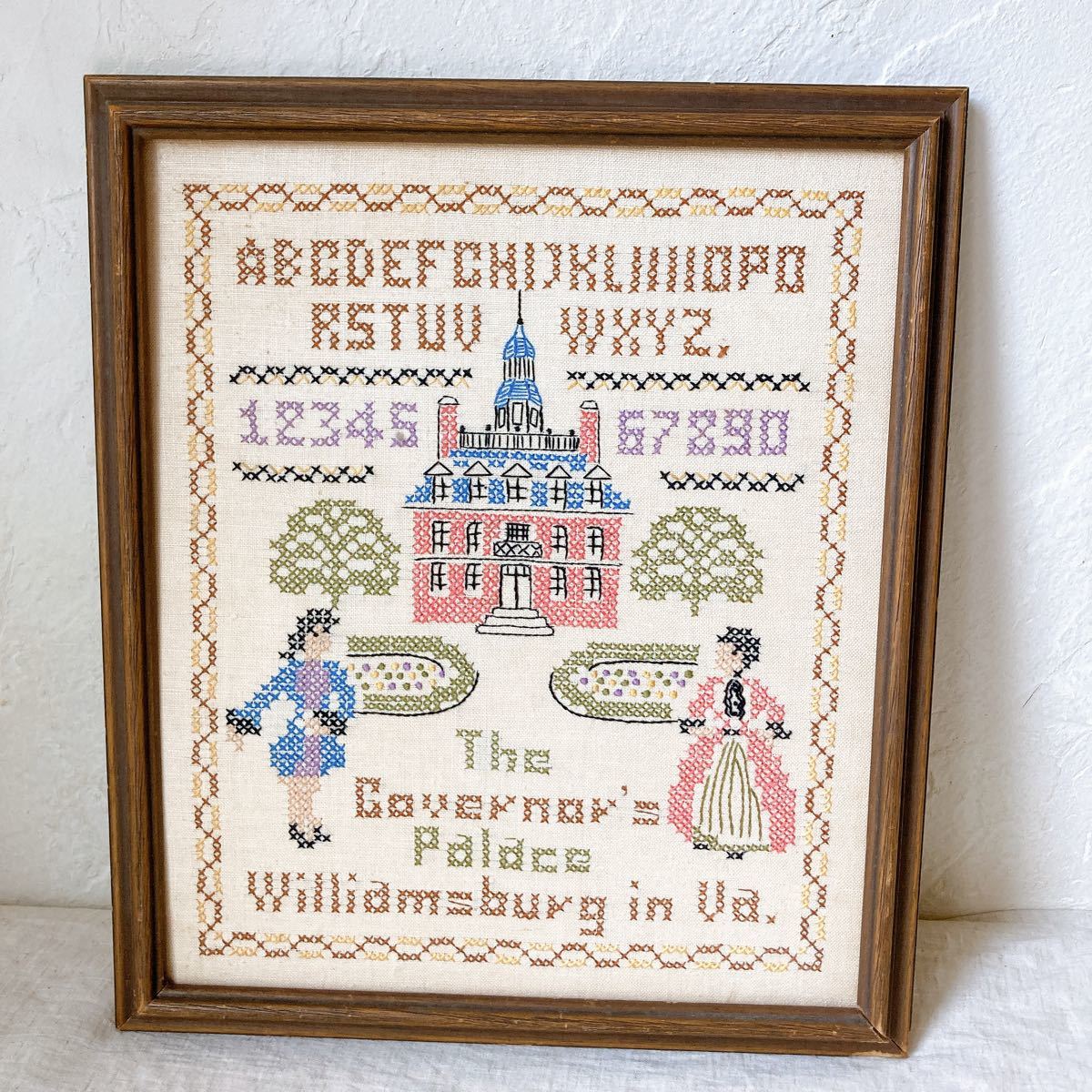 ディズニープリンセスのベビーグッズも大集合 アンティークサンプラー ハンドメイド刺繍 額装難ありクロス ディズニープリンセスのベビーグッズも大集合 アンティークサンプラー ハンドメイド刺繍 額装難ありクロス